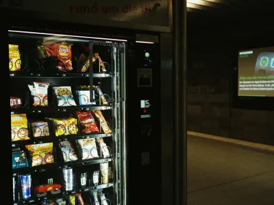 SnackMaster 3000
